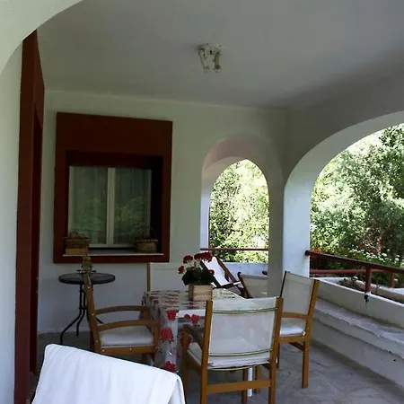 Semesterbostad Spacious Close To An Amazing Sithonia