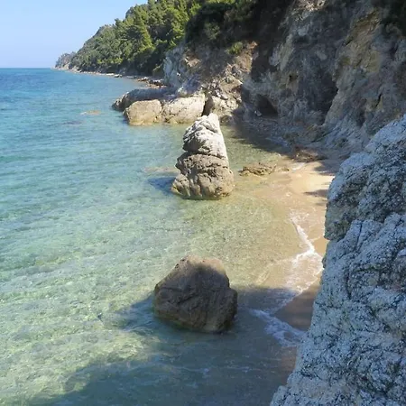 Spacious Close To An Amazing Sithonia Semesterbostad Vourvourou