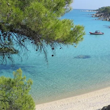 Spacious Close To An Amazing Sithonia Vourvourou