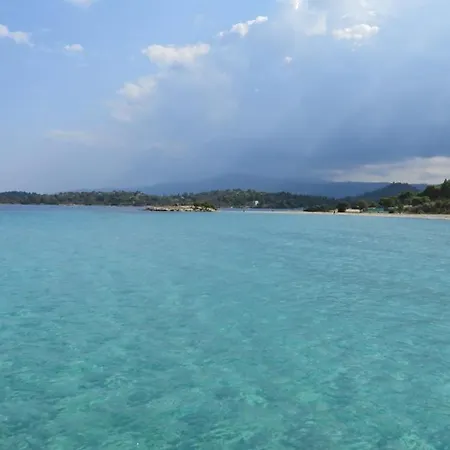 Vakantiehuis Spacious Close To An Amazing Sithonia