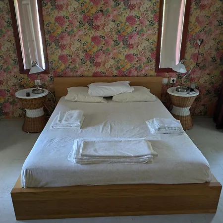 Spacious Close To An Amazing Sithonia Vourvourou
