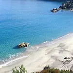 Feriehus Spacious Close To An Amazing Sithonia *