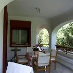Feriehus Spacious Close To An Amazing Sithonia